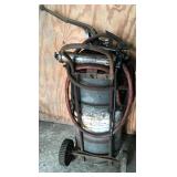 GREASE TANK WITH HOSE AND GUN