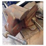 CRAFTSMAN SWIVEL VISE WITH ANVIL