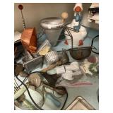 KITCHEN VINTAGE ITEMS