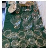 NICE VINTAGE GLASSWARE