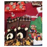 CHRISTMAS ORNAMENTS & DECORATIONS