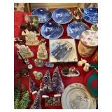 CHRISTMAS ORNAMENTS & DECORATIONS