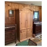 3 BEAUTIFUL WOODEN FURNITURE PIECES