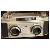TDC STEREO COLORIST II CAMERA. APPEARS IN EXCELLENT CONDITION