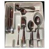 SET OF STAINLESS FLATWARE