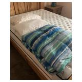 QUEEN BED COVER
