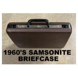 LATE MID CENTURY SAMSONITE SIGNAT SLIMLINE BRIEFCASE!! NICE!!