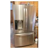 LIKE NEW FRENCH DOOR FRIDGE By LG