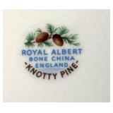 ROYAL ALBERT "KNOTTY PINE" COVERED SERVER