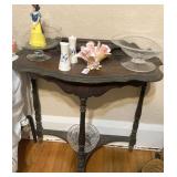 VINTAGE TREASURE- HAS A DRAWER ON TOP!