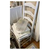 VINTAGE LADDERBACK CHAIR