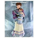 HIGH QUALITY PORCELAIN FIGURINE