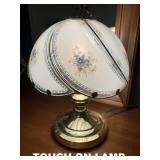 TOUCH-ON LAMP