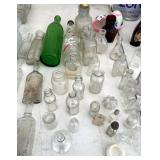 COLLECTIBLE ANTIQUE AND VINTAGE BOTTLES