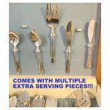 SET INCLUDES MULTIPLE OPTIONAL SERVING PIECES