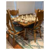 ANOTHER NICE TABLE AND CHAIRS GROUP