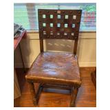 SONDERFUL OLD LEATHER SEAT CHAIR