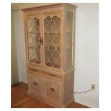SAME CABINET WITHOUT LIGHTS