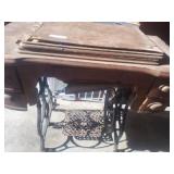 Vintage TREDLE STANDARD Sewing Machine, 4 DRAWER table, SN # 864844 TOP NEEDS REPAIRS 29x34x18