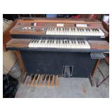 Baldwin Organ in mint condition, everything works