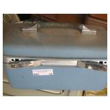 TRAVEL CASE WITH SEWING ITEMS 