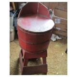 BARREL CHAIR - CHILDS