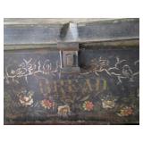 VINTAGE METAL BREAD BOX