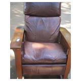 ARTS & CRAFT MISSION STYLE Brown Leather Chair reclines, very comfy