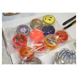 Lot of yo yos 