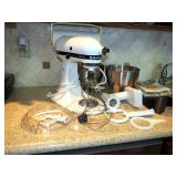 KitchenAide Classic Plus Mixer 275Wt With Two Steel Bowls, Two Whisks, Dough Hook, Beater, Feeder Sh