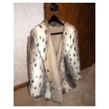 Natural Fur Coat Collar 24"L With Olympia Limited Size 2X Faux Fur Coat and Leather Gloves
