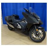 2015 Honda NM4 Motorcycle, VIN # JH2RC8119FK000202, 866 Miles, 670cc Parallel Twin Engine, Batman / 