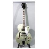 Gretsch G5420T Electromatic F-Hole Hollowbody Electric Guitar with Factory Case, Aspen Green, Bagsby