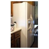 Kenmore Cold Spot Side By Side Refrigerator Model # 106.54502300, 70" x 36" X 30"