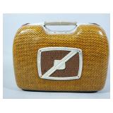 Motorola Tube Radio, Model 68L11, Powers Up