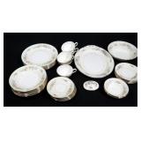 Homer Laughlin Georgian Eggshell Dinnerware Set- 7 Dinner Plates, 7 Bread Plates, 8 Bowls, 3 Berry D