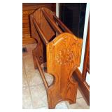 Wood Quilt Stand 30" x 26" x 11"
