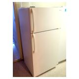 Tappan Refrigerator/Freezer Model TRT18GRE 18 cu.ft.