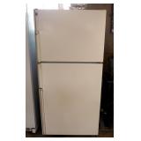 General Electric Profile Refrigerator With Upper Freezer Model # TBX22PIXFRWW, Missing 2 Crisper Dra
