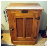 White Clad Solid Oak Reproduction Ice Box/Laundry Hamper With Wire Rack, 28.5" x 21" x 21"