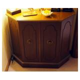 Solid Wood Entry Cabinet, 29" x 33" x 12", Includes Gisha Girl Book Ends, Table Lamp, Candle And Mor