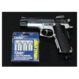 Daisy Powerline Model 93 C02 BB Gun Pistol SN# 9G09094 With C02 Cartridges