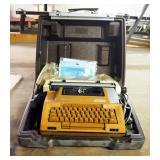 Vintage Smith-Corona Typewriter Model #Coronamatic 2200 Includes Carrying Case