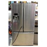 Samsung 23 Cu Ft Refrigerator/Freezer Model RFG238AARS With Water And Ice Dispenser, Twin Cooling Sy