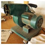 Grizzly Portable Dust Collector, Model #G1163/1163P, 220 Volt Includes Owners Manual And Dust Collec