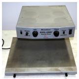 MagniSight Explorer Video Magnifier, Model MSE-AC20-S, Powers On