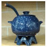 Ceramic Speckled Pot With Lid, Ladle And Ripple Stand