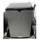 Frigidaire Compact Refrigerator 33.25"H x 21.25"W x 21.25"D, Powers On