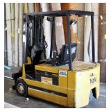 Yale Electric Forklift, Model #ERP040TDN36SE077, 4344.2 Hours Includes 7.5 Ft Carpet Pole, Forks And