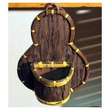 Rattan And Bark Trays, Hen Baskets, Planters And More, Qty 25